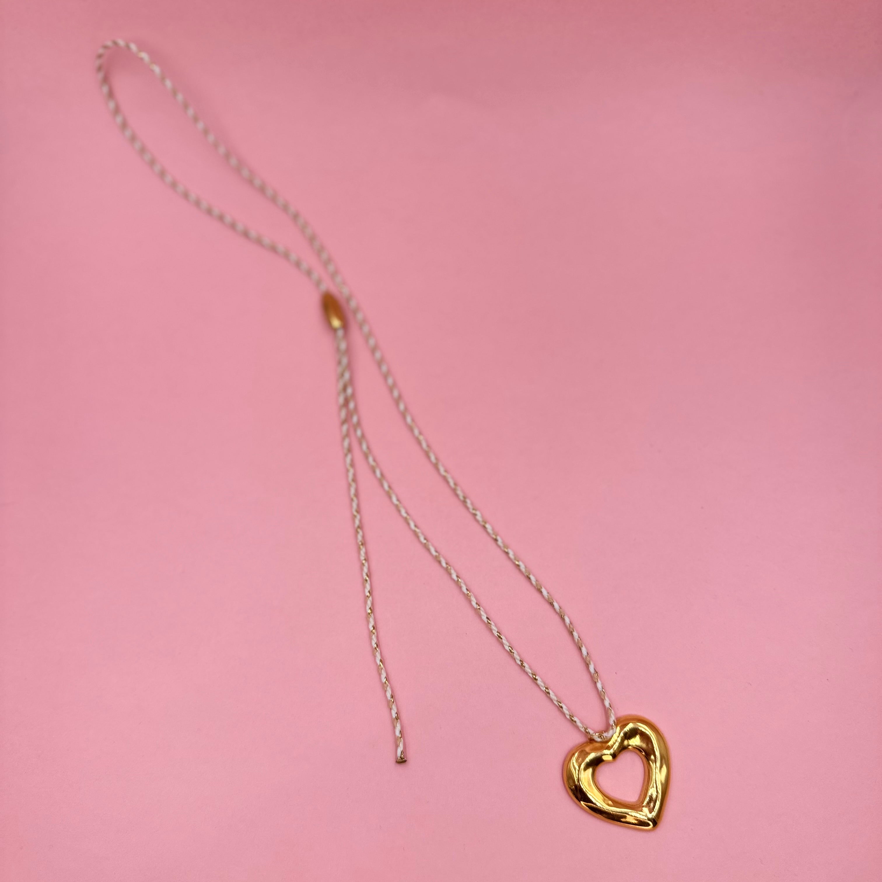 Gold Heart | Gold Necklace