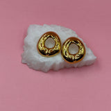 Donut gold earrings