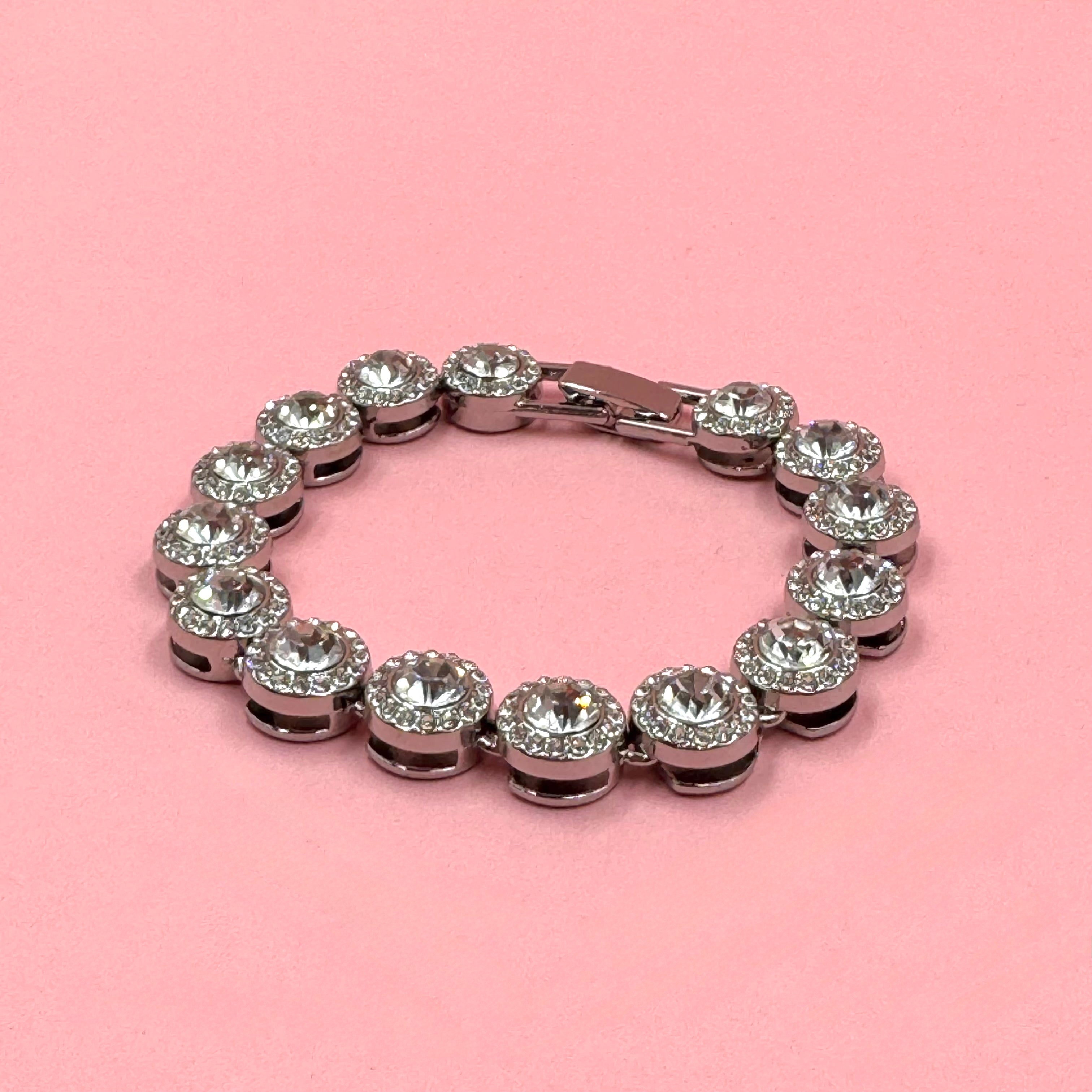 Classy zircon silver bracelet